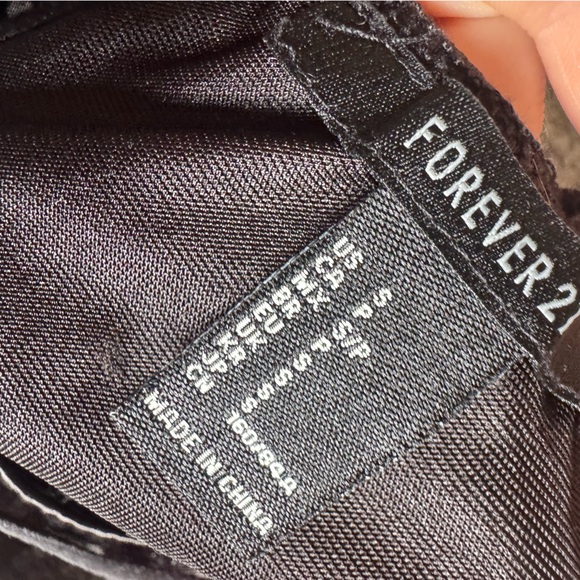 Forever 21 Black Bralette Crop Top with Red Floral Embroidery - Picture 8 of 10